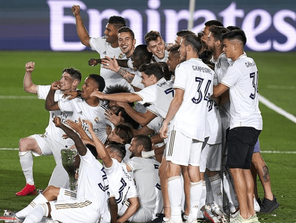 入白热化状 入白热化状