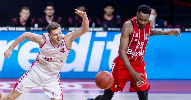 调整战术 调整战术