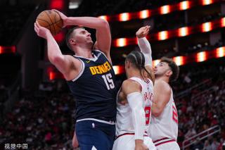 也需要在场 也需要在场