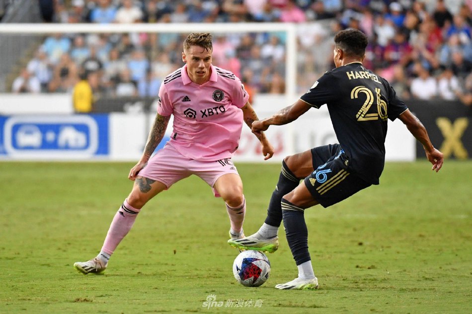 也暴露了球 也暴露了球